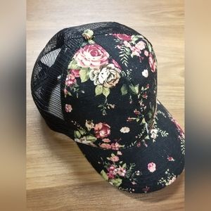 BRAND NEW Women's Trucker Hat